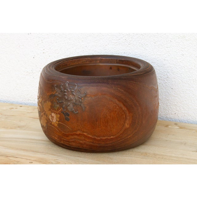 19th Century Large Meiji Period Japanese Inlaid Hibachi For Sale - Image 5 of 7