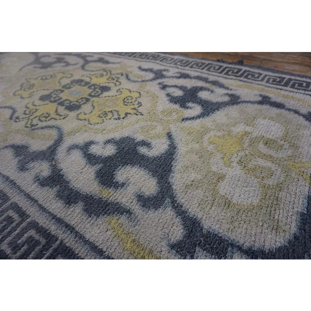 1920s 1920s White Medallion Antique Japanese Cotton Nabeshima Dantsu Carpet 3' X 5'10" Knotted Wool Rug For Sale - Image 5 of 13