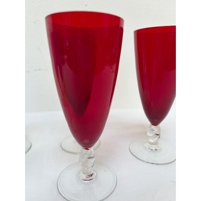 1950s Mid-Century Baccarat Multi-Color Crystal Wine Glasses with Twisted Stems, France, 1960s, Set of 7 For Sale - Image 5 of 8