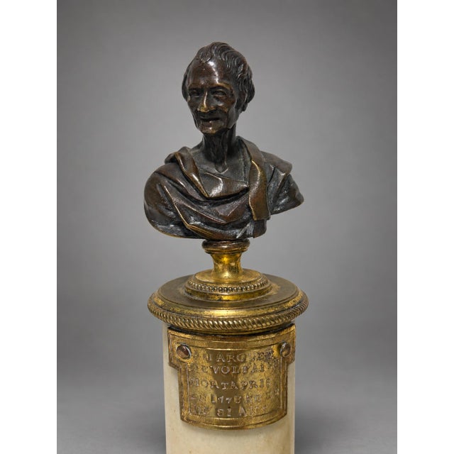 Grand Tour François Sellier, Pair French Neoclassical Bronze Busts of Voltaire and Rousseau For Sale - Image 3 of 10