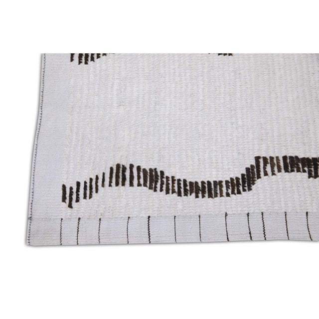 Moroccan 21st Century Modern Moroccan Wool Style Rug 7'11"x10'8" For Sale - Image 3 of 7