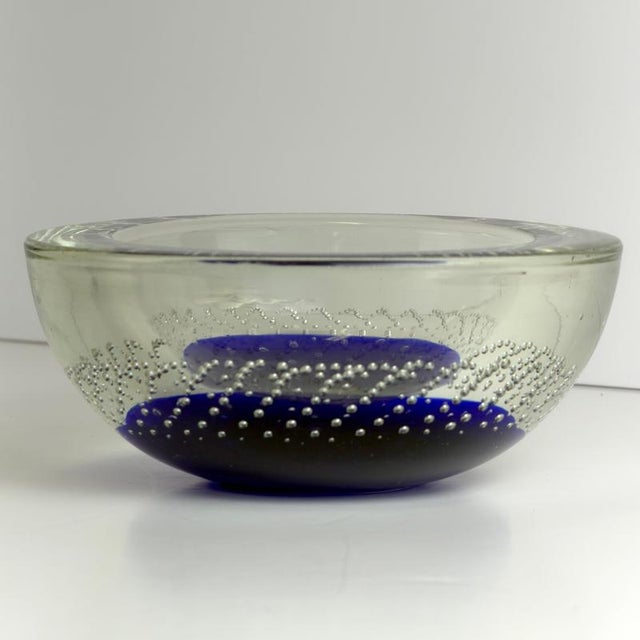Murano Sommerso Glass Bowl in Blue Bullicante by Galliano Ferro, 1960s For Sale - Image 10 of 11