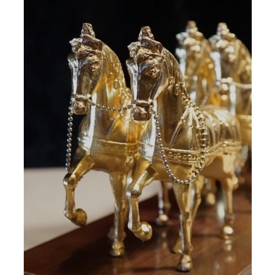 Antique Solid Brass Horse And Carriage Clock By United C1940s Figurines