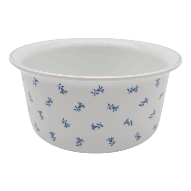Pillivuyt France Blue Floral Porcelain Casserole, Modèle Déposé For Sale
