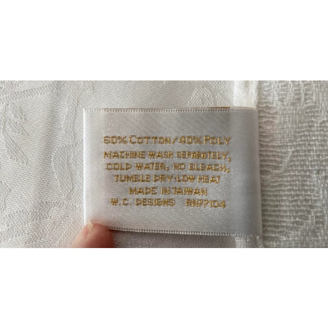 Waterford Waterford White Tableware Linens Placemats and Napkins Set- 14 Pieces Excellent Vintage Condition For Sale - Image 4 of 11