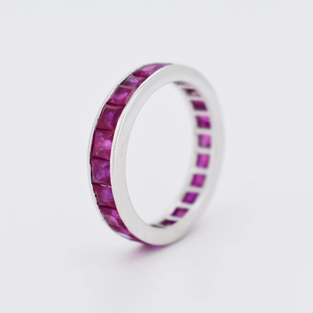 Contemporary Vintage Eternity Wedding Ring in White Gold and Natural Rubies, Size 6 For Sale - Image 3 of 5