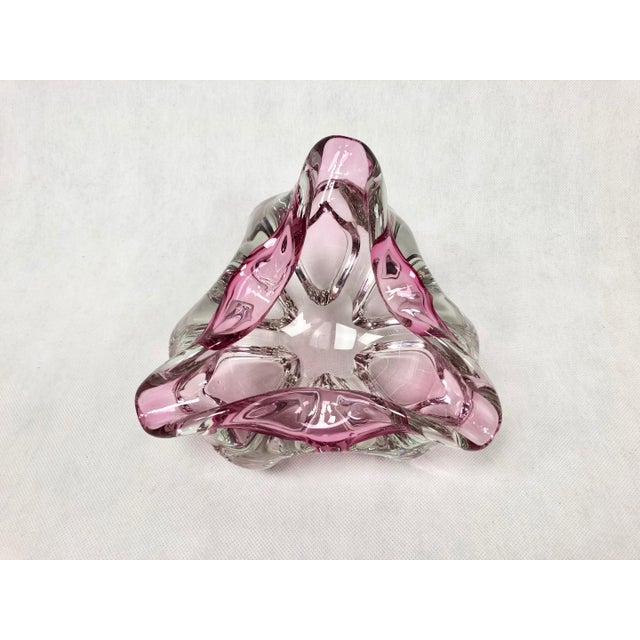 Art Glass Bowl attributed to Josef Hospodka for Chribska Sklarna, 1960s For Sale - Image 12 of 14