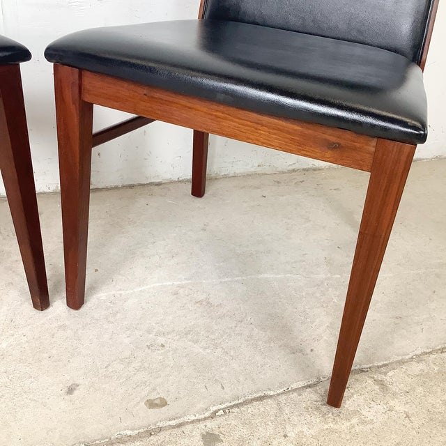 MCM Dillingham Walnut High-Back Dining Chairs, Circa 1960s, Set 3 For Sale - Image 11 of 18