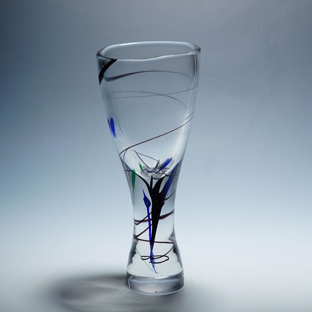 Vase of the Abstracta Series, Vicke Lindstrand for Kosta, Sweden 1950s Item e7142 A vintage art glass vase of the...
