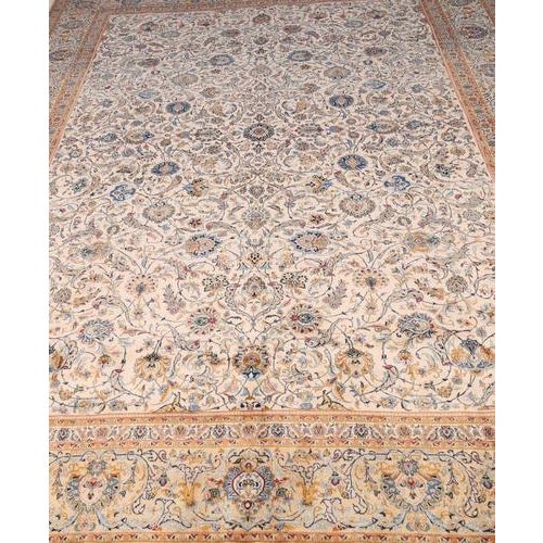Hand-knotted Kashan Oriental rug | Material: Virgin wool | Size: 454 x 330 cm Antique Kashan Rug Material and workmanship...