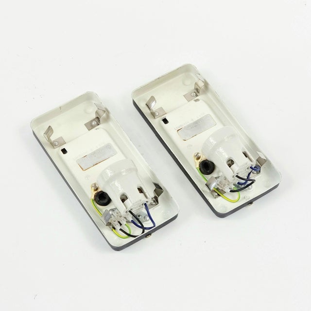Transparent 1960s Pair of Mid-Century Modern Glass Wall Lights/Sconces From Limburg, Germany For Sale - Image 8 of 9