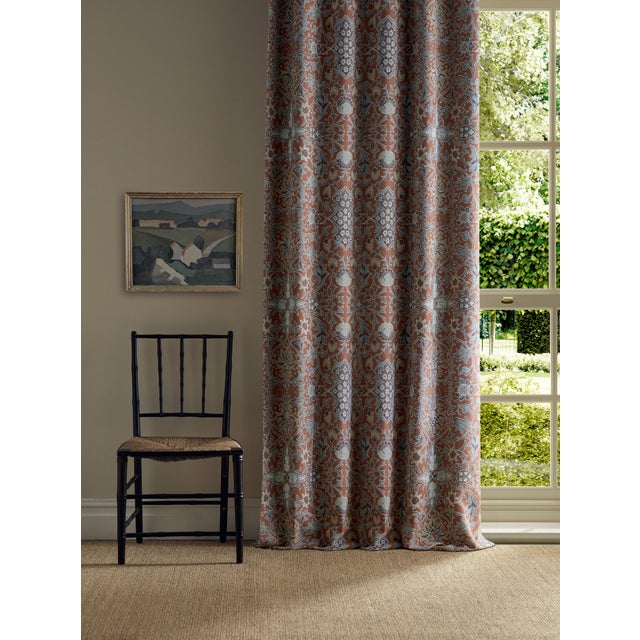 Wilton Weave named in honour of the Wilton Royal Carpet Factory in Wiltshire which once manufactured carpets for Morris &...