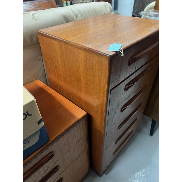 Vintage Chest of Drawers from G-Plan, 1960s For Sale - Image 4 of 11