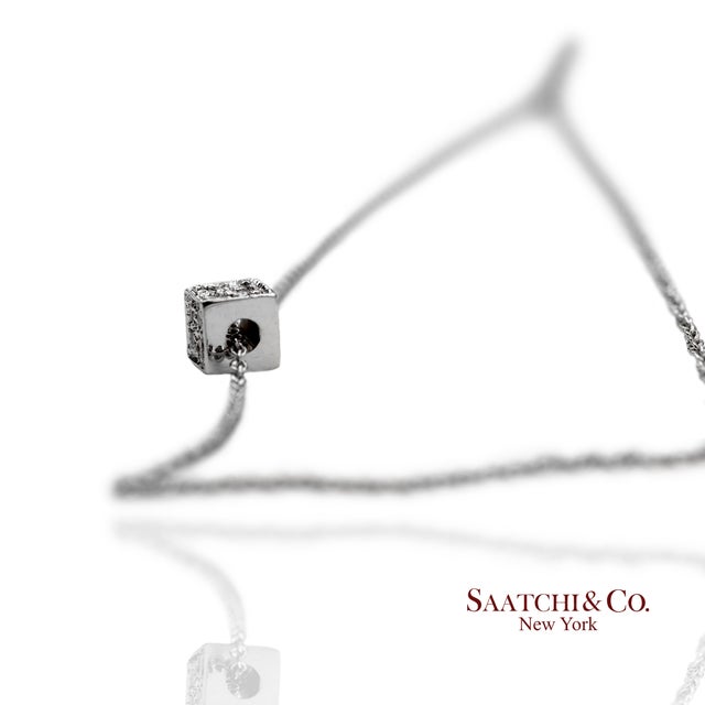 Early 21st Century 18k(750) White Gold Natural Diamond Box Shape Pendant Necklace With Chain For Sale - Image 5 of 12