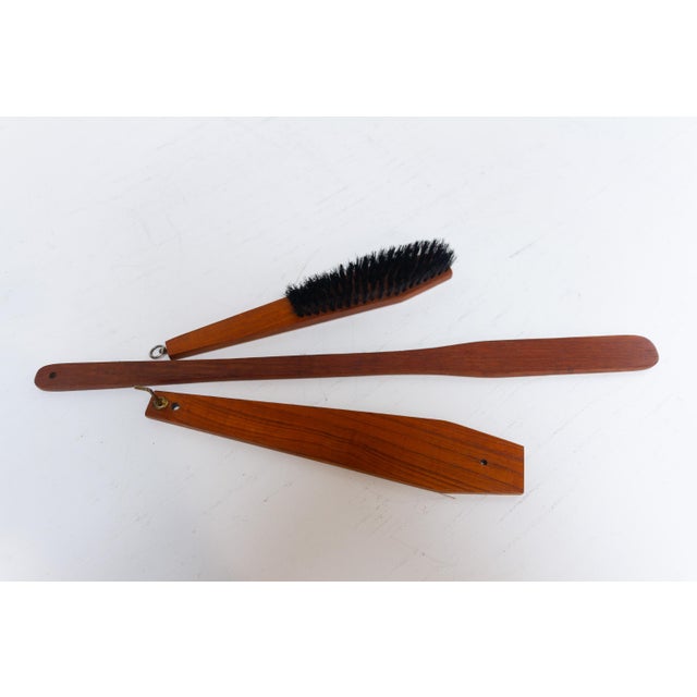Mid-Century Danish Teak Hallway Set with Cloth Brush and Shoehorn, 1950s, Set of 3 For Sale - Image 11 of 14