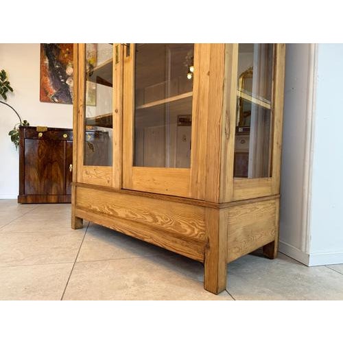Art Nouveau Display Cabinet in Natural Wood For Sale - Image 12 of 15