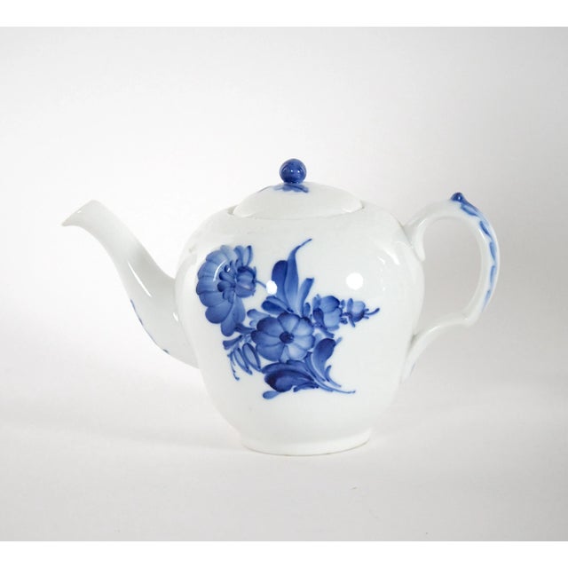 Blue & White Royal Copenhagen Denmark Part Dinner Set With Serving Pieces For Sale - Image 9 of 13