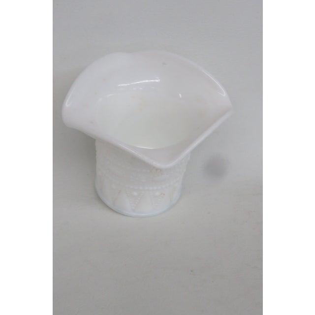 Milk Glass Lace Dewdrop Beaded Jewel Small Basket Vase Container Figurine 4770b For Sale - Image 4 of 11
