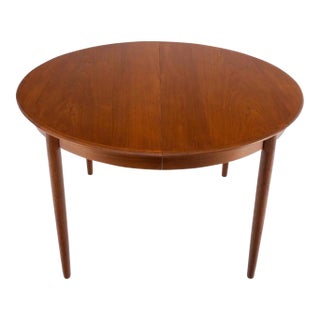 Danish Modern Mid Century Modern Round Teak Dining Table by Johannes Andersen for Moreddi Denmark For Sale