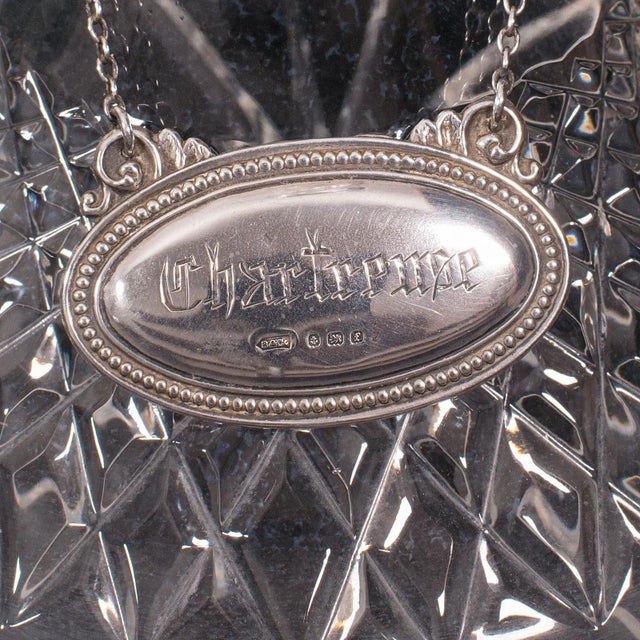 1950s Pair of Vintage English Glass Decanters For Sale - Image 12 of 13