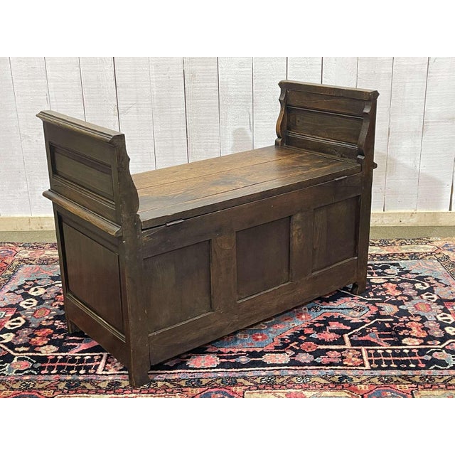 Early 20th Century Breton Storage Bench in Oak and Chestnut For Sale - Image 13 of 16