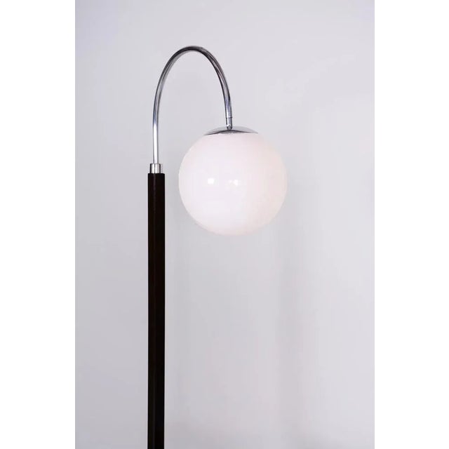 Bauhaus Floor Lamp in Oak & Chrome, 1930s For Sale - Image 6 of 7