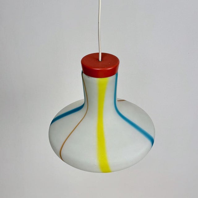 Opaline Glass Pendant Lamp from Stilnovo, Italy, 1960s For Sale - Image 6 of 8