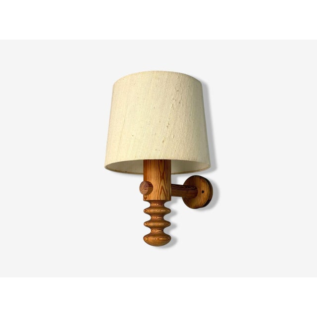 Uno Kristiansson, Swedish Modern, Pine, Fabric, Large Wall Light, Sweden, 1970s A Large Swedish modern pine wall light...