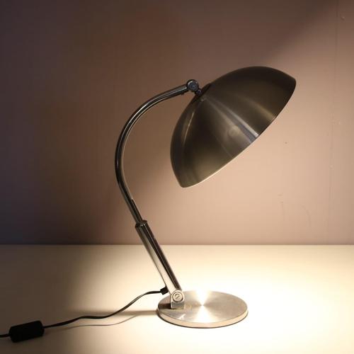 Bauhaus Style Desk Lamp by H. Busquet for Hala, Netherlands, 1950s For Sale - Image 16 of 16