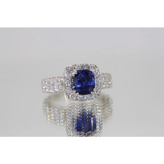 Blue Burma Sapphire 18k Ring With Diamond Surround Size 6.5 For Sale - Image 8 of 8