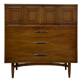 Vintage Chest Broyhill Sculptra MCM Gentleman's Tallboy Three Drawer Cabinet Dresser For Sale