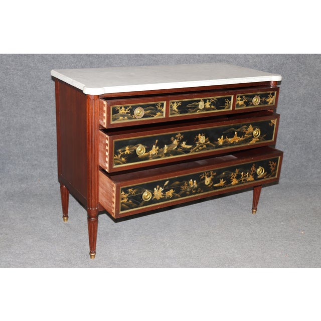 French 1940s Signed Maison Jansen Brass Mounted Chinoiserie Marble Top Louis XVI Commode For Sale - Image 3 of 14