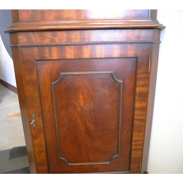 Vintage English Corner Cupboard, 20th Century For Sale - Image 4 of 17