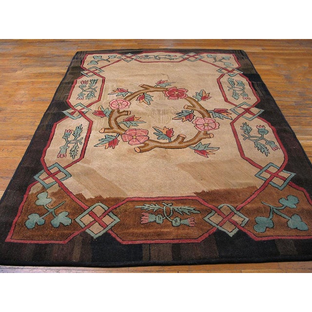 Antique American hooked rug, size: 5'9" x 8'6". American Hooked Ivory Wool Hallway Runner Antique 1930s Rug, Circa Date:...