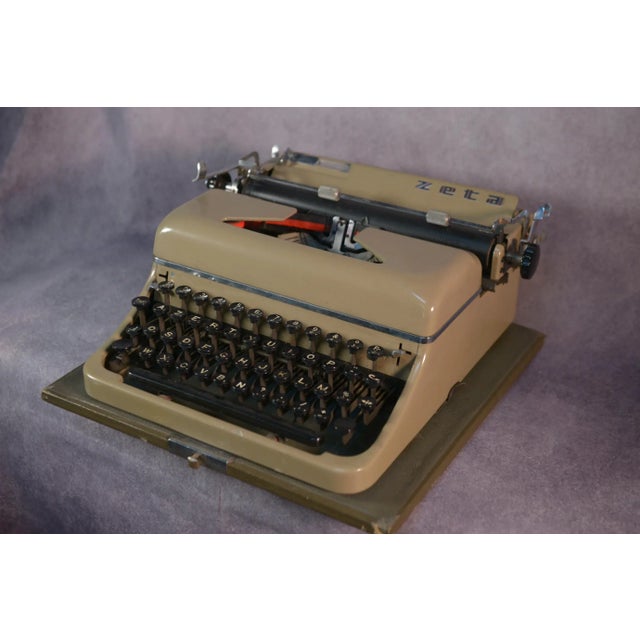 Mid-Century Modern Vintage Typewriter from Zeta, 1950s For Sale - Image 3 of 9