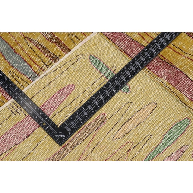 Zeki Muren Distressed Vintage Turkish Sivas Rug - 06'08 X 09'00 For Sale In Dallas - Image 6 of 10