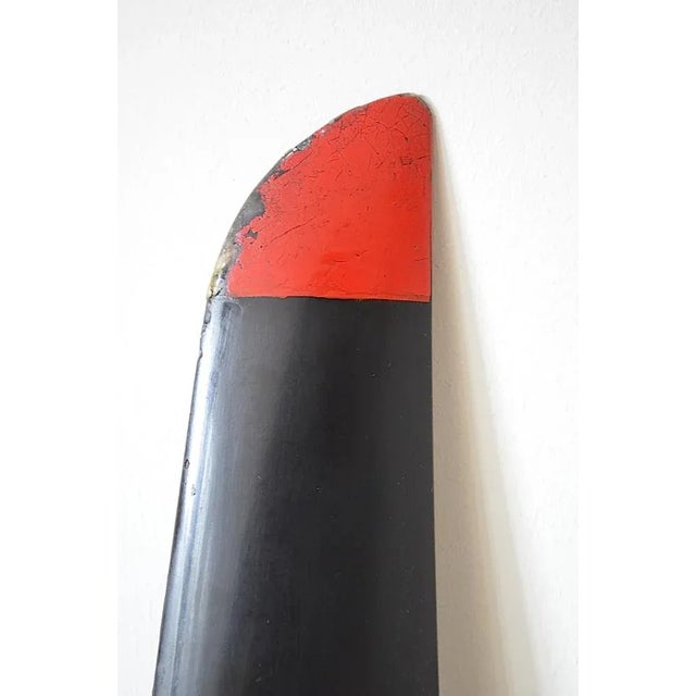 Original Aircraft Propeller in Glass Fiber For Sale - Image 6 of 11