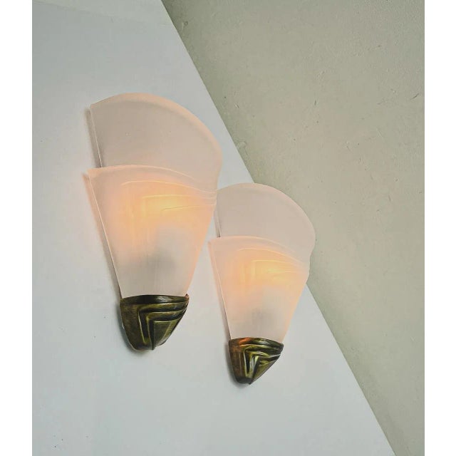 Art Deco Style Frosted Glass Wall Lights, 1970s, Set of 2 For Sale - Image 6 of 12