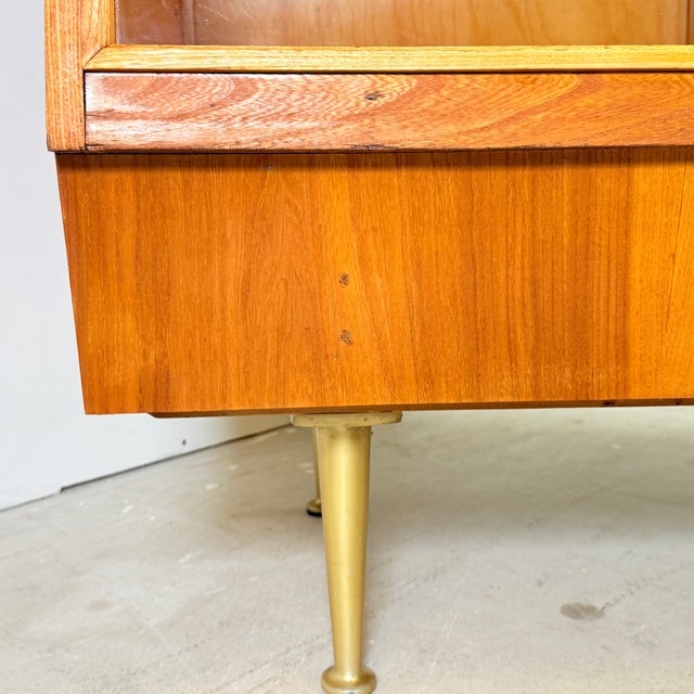 Vintage Counter Display Case on Gold Legs, 1960s For Sale - Image 14 of 16