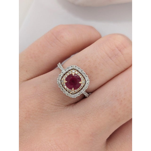 2020s Beautiful Ruby Ring w Earth Mined Diamonds in Solid 14K White Gold Round 6mm For Sale - Image 5 of 8