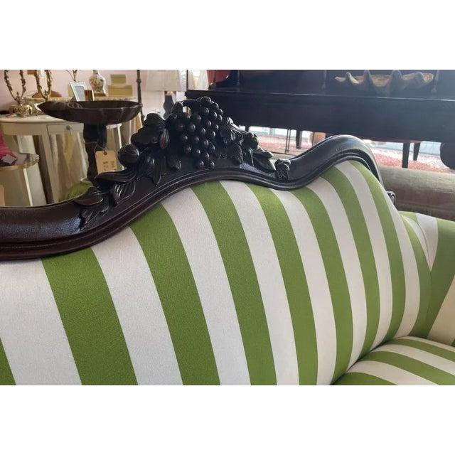 Victorian 1910s Victorian Settee Reupholstered in Green and White Italian Sunbrella For Sale - Image 3 of 6