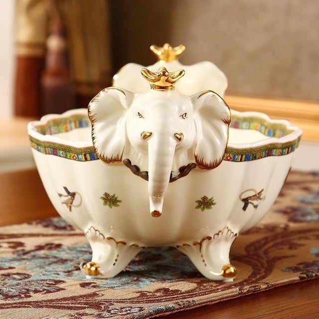 Based on milk-white ceramic, it is paired with hand-gilding and painted decoration, featuring delicate texture and rich...