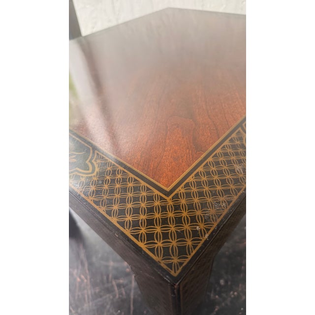 Black 1980s Drexel Heritage Chinoiserie Parsons Side Tables, Pair – Lacquered With Gilt Asian Motif Inlay For Sale - Image 8 of 14