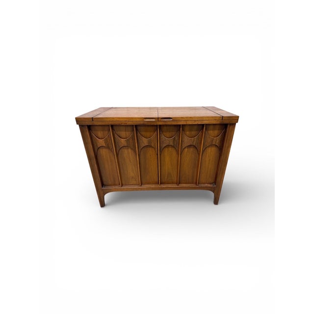 Mid-Century Modern Mid-Century Modern Kent Coffey Perspecta Walnut Flip-Top Server For Sale - Image 3 of 7