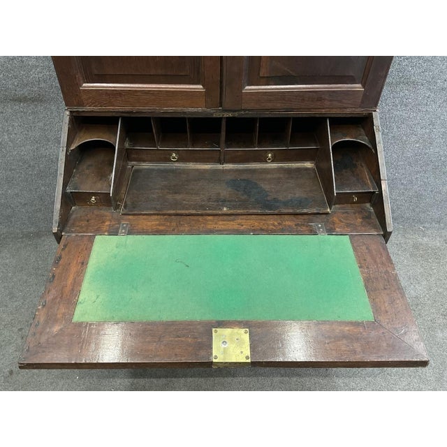 18th Century English Georgian Oak Secretary Bureau Bookcase For Sale - Image 6 of 16