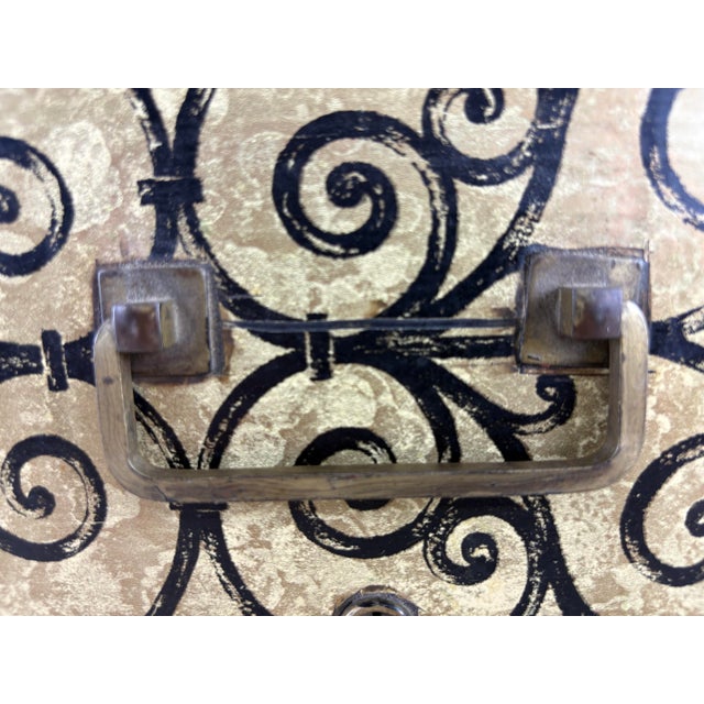 Vintage American Hand Painted Toleware Box For Sale - Image 4 of 9