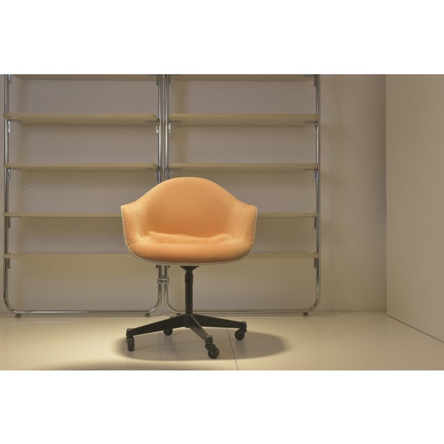 Mid-Century Modern Swivel Armchair by Charles and Ray Eames for Miller Collection, 1970s For Sale - Image 3 of 11