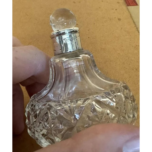 Art Deco Antique Sterling Silver Perfume Bottle in Cut Glass Crystal, 1929 For Sale - Image 9 of 11