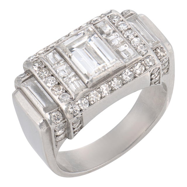 1930s Art Deco 2.05 Carat Diamond Platinum Geometric Ring, Size 5.75 For Sale