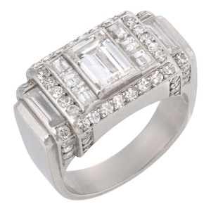 1930s Art Deco 2.05 Carat Diamond Platinum Geometric Ring, Size 5.75